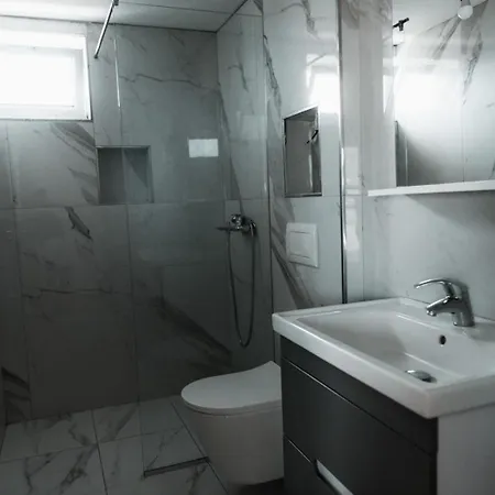 Melodia Xhek * كساميل